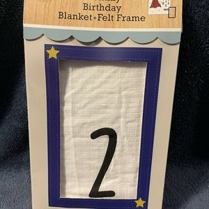 Modern Baby Monthy Birthday Blanket And Felt Frame